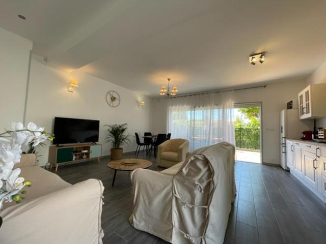 Apartament 2 Pieces En Rdjardin Avec 2 Grands Terrasses Antibes Zewnętrze zdjęcie